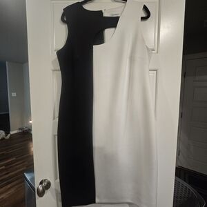 Calvin Klein Black and White Colorblock Sheath Dress size 14w